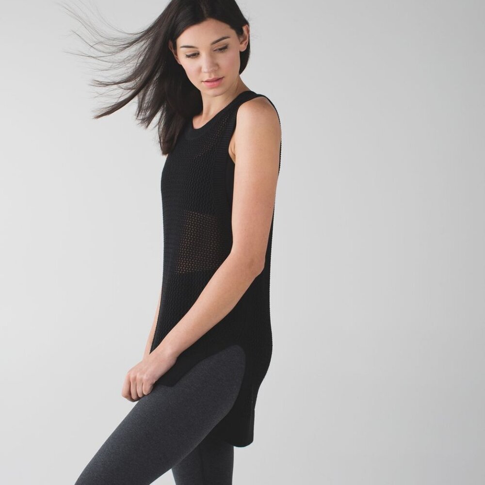 Lululemon Simply The Vest Primo Cotton Yarns In Black Size 4 - Picture 2 of 6
